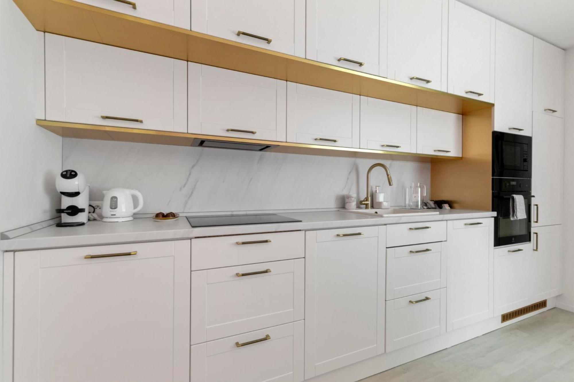 Apartamento Lam Pink - Jacuzzi - Ac - Ps4 Bratislava Exterior foto