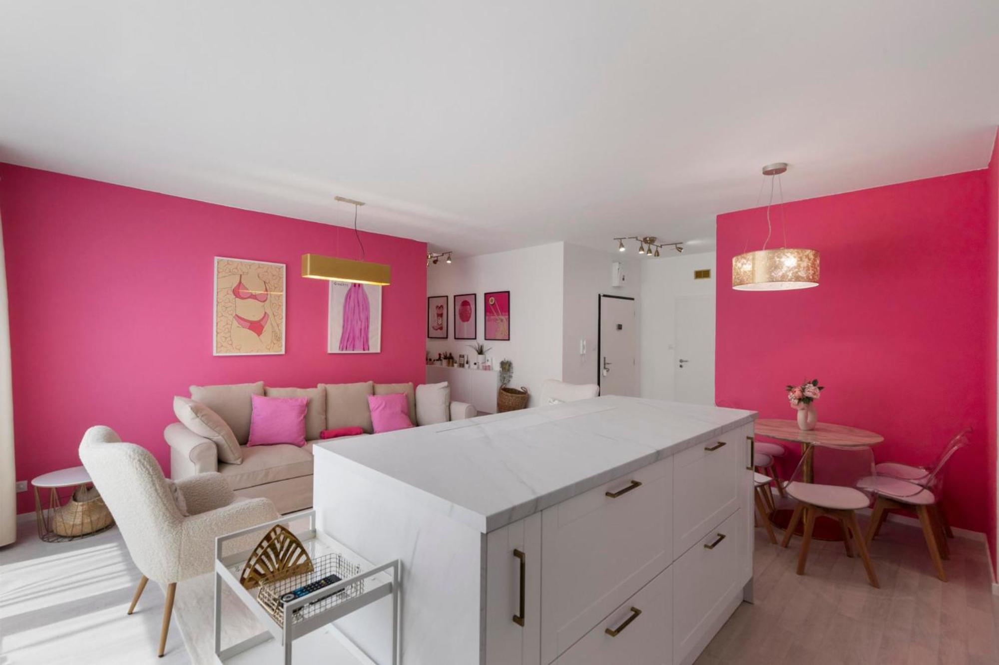 Apartamento Lam Pink - Jacuzzi - Ac - Ps4 Bratislava Exterior foto